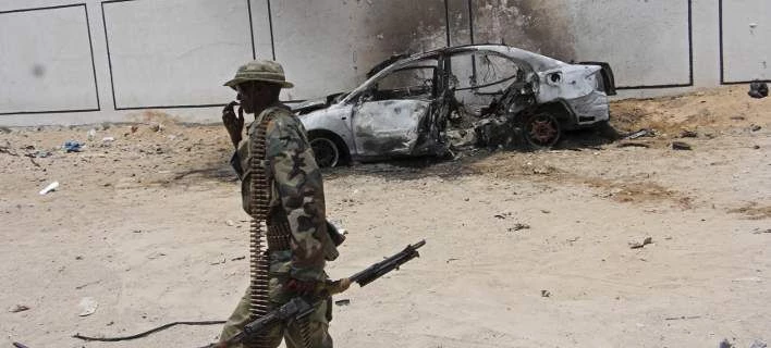 Δεκάδες μέλη της Σεμπάμπ σκοτώθηκαν σε αεροπορικούς βομβαρδισμούς στη Σομαλία